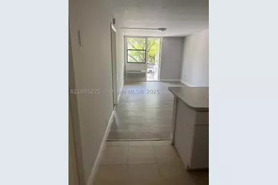 2701 Riverside #203-B, Coral Springs, FL 33065 - Photo 4