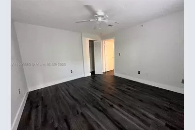 1542 Drexel #107, Miami Beach, FL 33139 - Photo 12