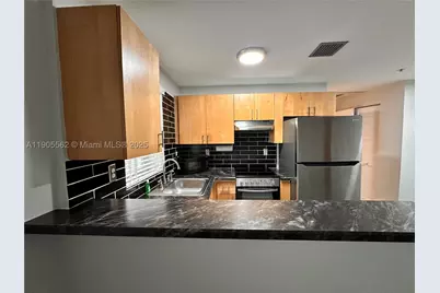 1542 Drexel #107, Miami Beach, FL 33139 - Photo 4