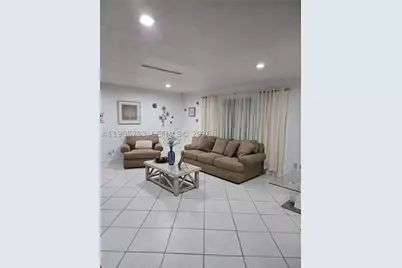 18750 SW 207th, Miami, FL 33187 - Photo 10