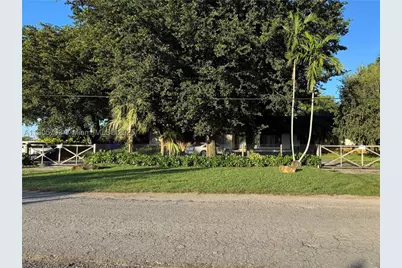 18750 SW 207th, Miami, FL 33187 - Photo 1