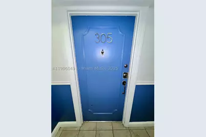 12290 NE 11th #305, North Miami, FL 33161 - Photo 2