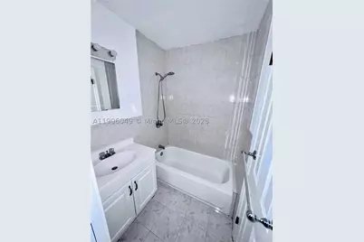 12290 NE 11th #305, North Miami, FL 33161 - Photo 12