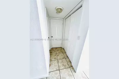 12290 NE 11th #305, North Miami, FL 33161 - Photo 10