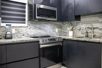 295 NE 150th, Miami, FL 33161 - Photo 36