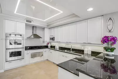 20201 E Country Club #1903, Aventura, FL 33180 - Photo 14