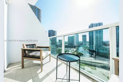 41 SE 5th #1217, Miami, FL 33131 - Photo 18