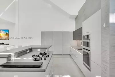 7830 Atlantic, Miami Beach, FL 33141 - Photo 4