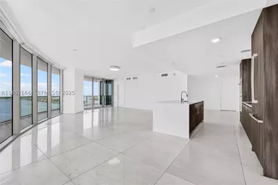 488 NE 18th #1815, Miami, FL 33132 - Photo 2