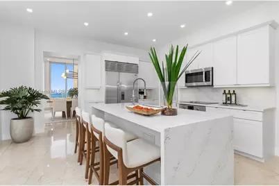 808 Brickell Key #3901, Miami, FL 33131 - Photo 18