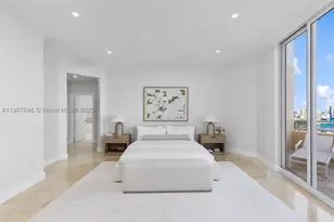 808 Brickell Key, Miami, FL 33131 - Photo 24