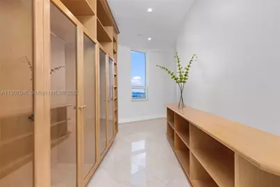 808 Brickell Key #3901, Miami, FL 33131 - Photo 28