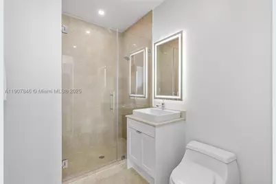 808 Brickell Key #3901, Miami, FL 33131 - Photo 36