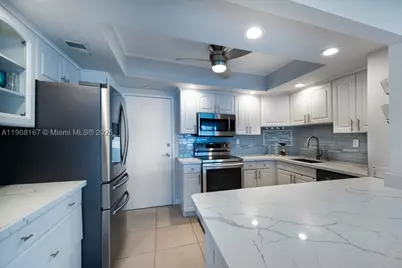 4010 Galt Ocean #815, Fort Lauderdale, FL 33308 - Photo 10
