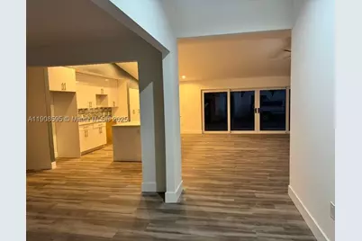 482 NW Marion, Port Saint Lucie, FL 34983 - Photo 10