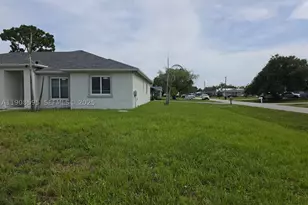 482 NW Marion, Port Saint Lucie, FL 34983 - Photo 18