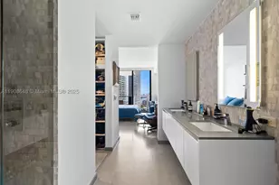 68 SE 6th, Miami, FL 33131 - Photo 12