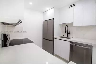 13250 SW 7th #204L, Pembroke Pines, FL 33027 - Photo 8