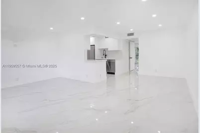 13250 SW 7th #204L, Pembroke Pines, FL 33027 - Photo 12