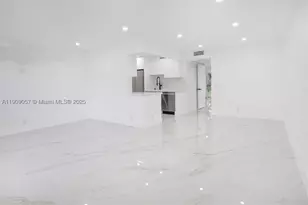 13250 SW 7th, Pembroke Pines, FL 33027 - Photo 12