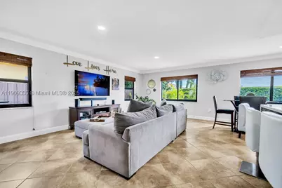 15462 SW 115th, Miami, FL 33196 - Photo 12