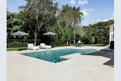 7910 Los Pinos, Coral Gables, FL 33143 - Photo 22