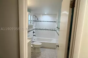 8411 NW 8th, Miami, FL 33126 - Photo 8