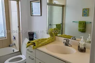 21055 Yacht Club, Aventura, FL 33180 - Photo 10