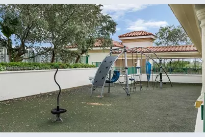 19900 E Country Club #318, Aventura, FL 33180 - Photo 28