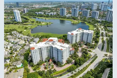 19900 E Country Club #318, Aventura, FL 33180 - Photo 32