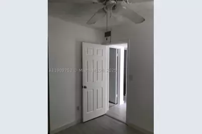 438 NE 210th Cir #203-4B, Miami, FL 33179 - Photo 12