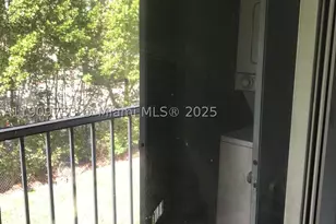 438 NE 210th Circle, Miami, FL 33179 - Photo 20