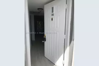 438 NE 210th Cir #203-4B, Miami, FL 33179 - Photo 1