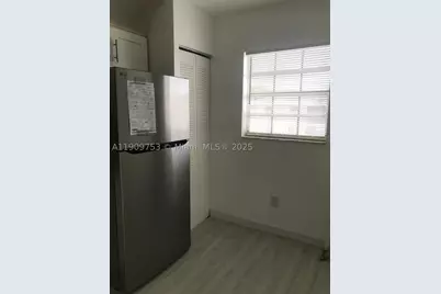 438 NE 210th Cir #203-4B, Miami, FL 33179 - Photo 8