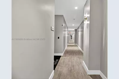 1110 NW 1 #502, Miami, FL 33128 - Photo 6