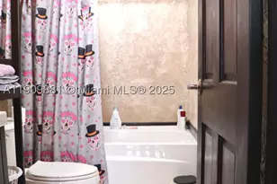 500 Three Islands, Hallandale Beach, FL 33009 - Photo 20