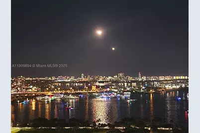 900 Biscayne #2602, Miami, FL 33132 - Photo 10