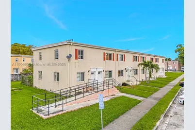 427 NW 84th #427, Miami, FL 33150 - Photo 4