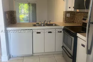 438 NE 210th Circle, Miami, FL 33179 - Photo 6
