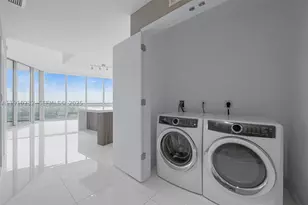 851 NE 1st, Miami, FL 33132 - Photo 10