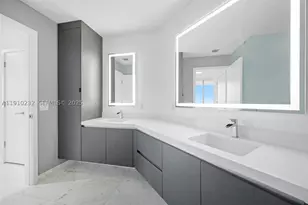 851 NE 1st, Miami, FL 33132 - Photo 20