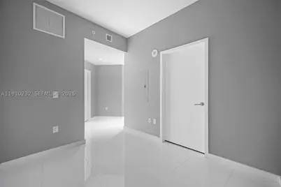 851 NE 1st #4204, Miami, FL 33132 - Photo 14