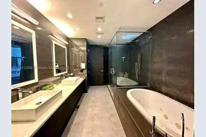 [Address not provided], Miami, FL 33131 - Photo 6