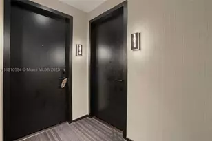 398 NE 5th, Miami, FL 33132 - Photo 24