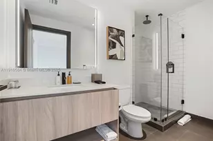 398 NE 5th, Miami, FL 33132 - Photo 20