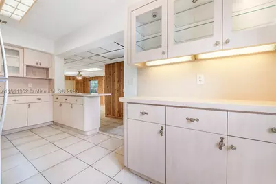 682 W 37th, Hialeah, FL 33012 - Photo 6