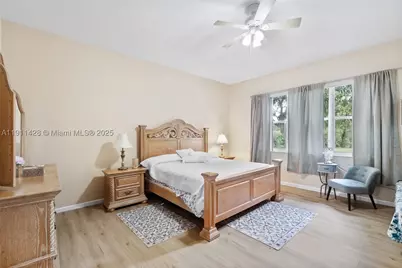 13875 SW 41st, Davie, FL 33330 - Photo 24