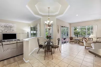 13875 SW 41st, Davie, FL 33330 - Photo 14