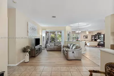 13875 SW 41st, Davie, FL 33330 - Photo 6