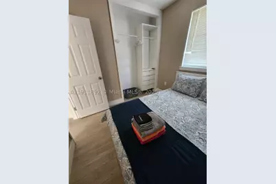 243 SW 10th, Miami, FL 33130 - Photo 10